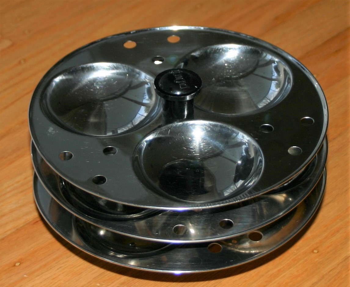 what-is-the-size-of-a-idli-pan