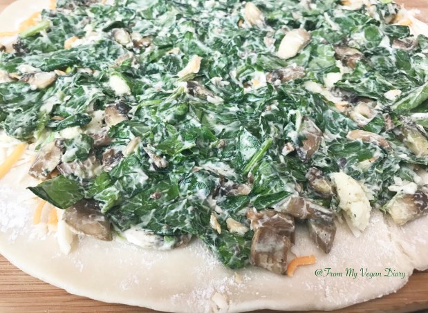 Spinach and Cream Cheese Mixture spread for Pinwheels